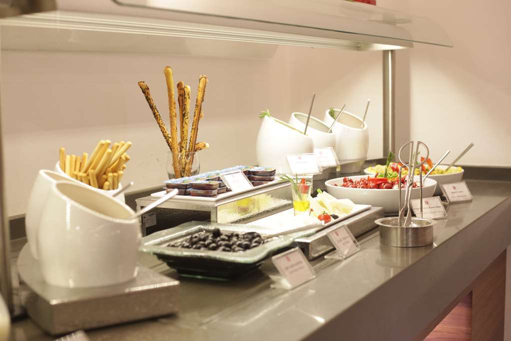 Hilton Garden Inn Ankara Gimat מסעדה תמונה